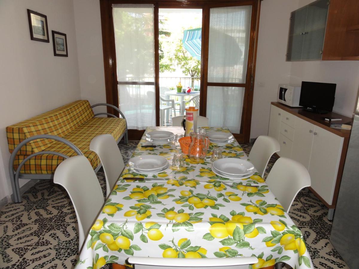 Giuliana - Appartamenti Bibione Kamer foto