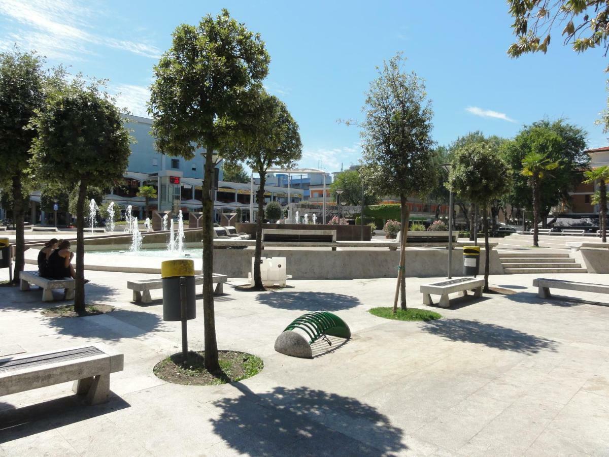 Giuliana - Appartamenti Bibione Buitenkant foto